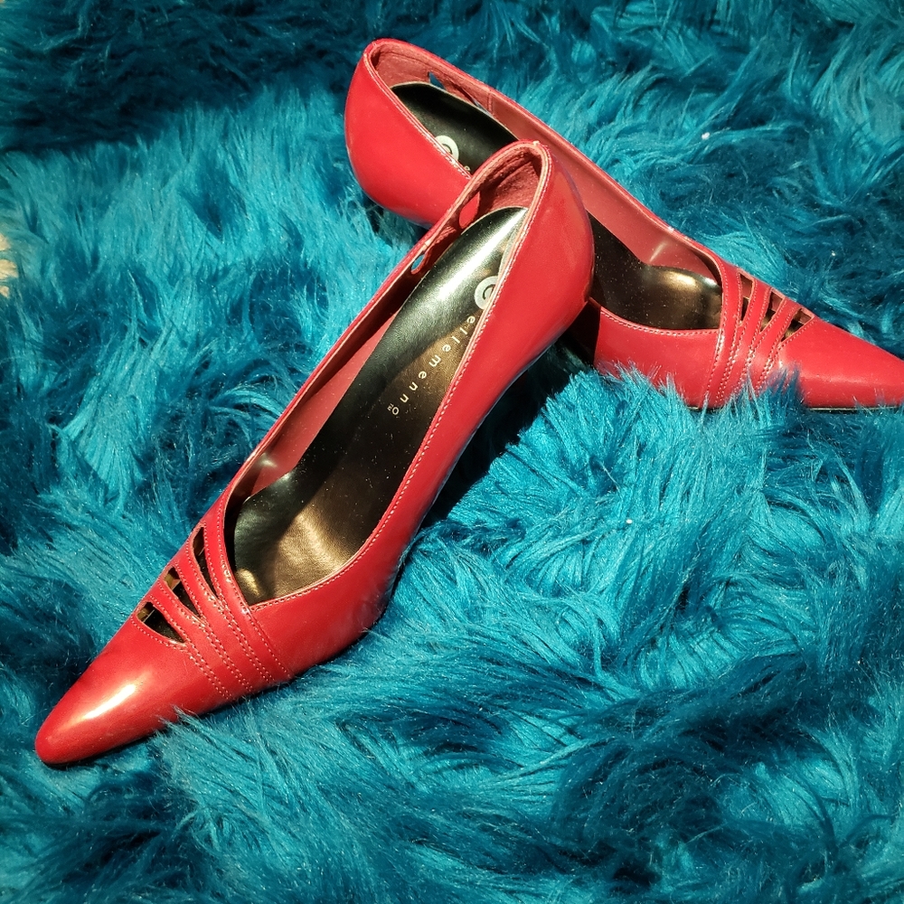 Shoes - Picture 2 of 2